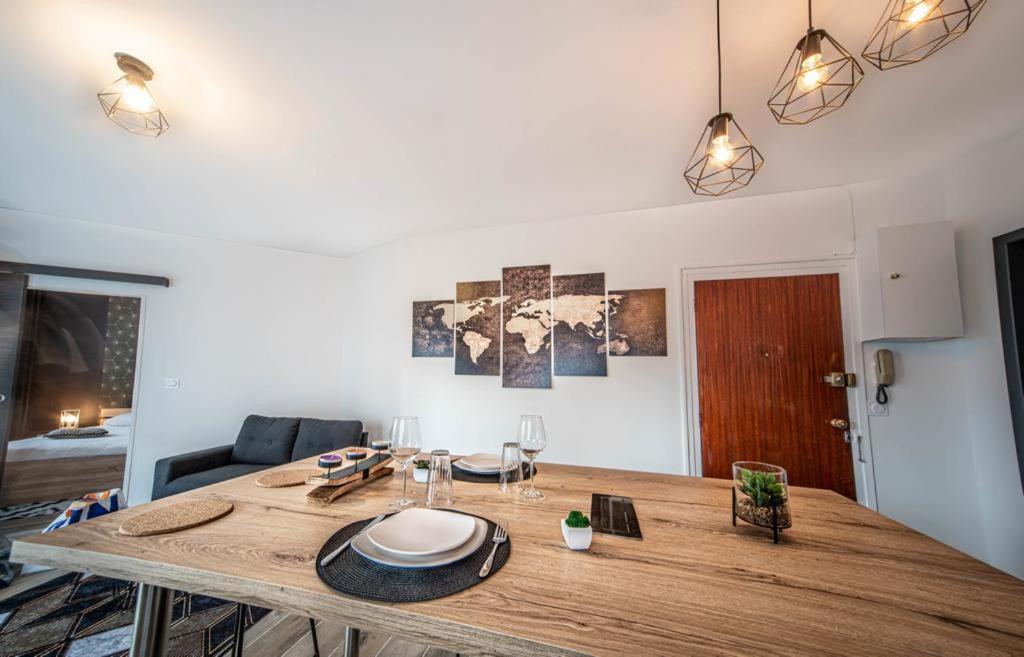 شالو سور سون Beautifulhome Appartement Avec Balcon - Centre Ville المظهر الخارجي الصورة