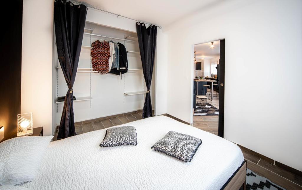 شالو سور سون Beautifulhome Appartement Avec Balcon - Centre Ville المظهر الخارجي الصورة